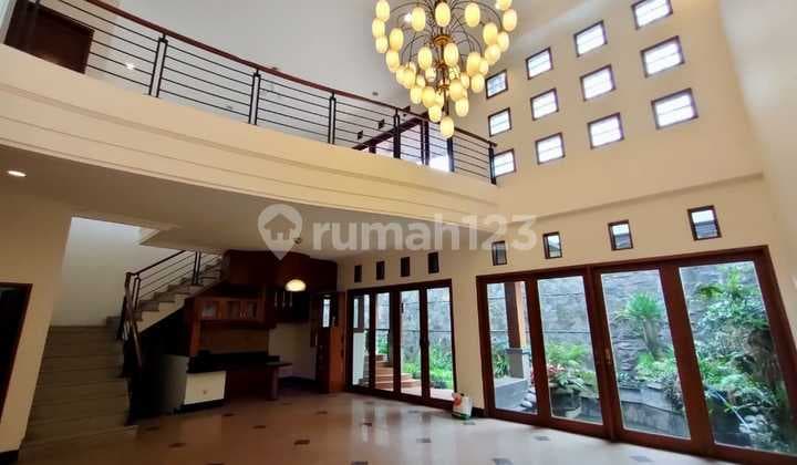 FOR RENT MODERN LUXURY HOUSE .....VERY NICE