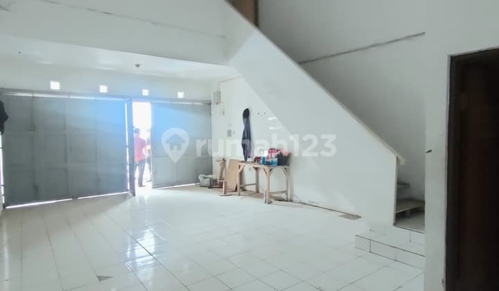 Commercial space for rent, suitable for all production fields.