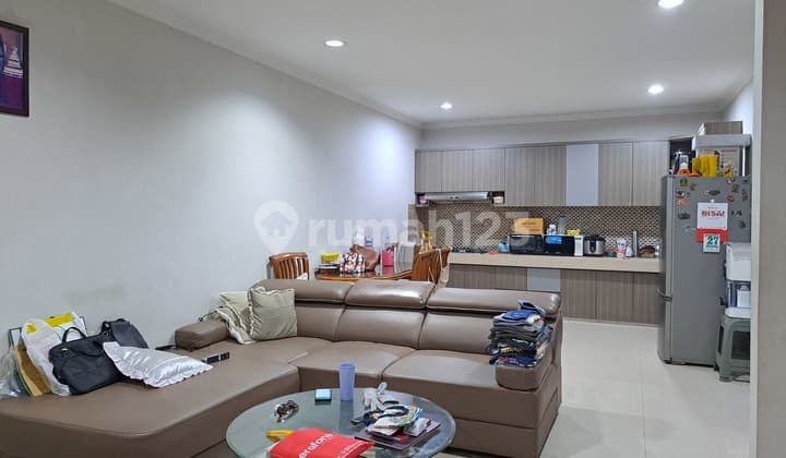 DIJUAL RUMAH MINIMALIS TENGAH KOTA .....