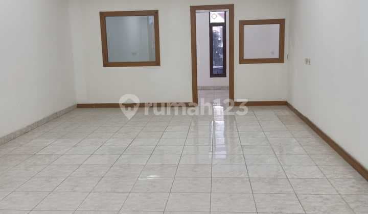 FOR RENT 3-STORY RUKO BKR