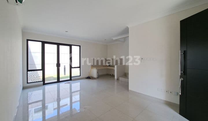 Disewakan Rumah 2 Lt Podomoro Park Buahbatu Hadap Timur ...bagus