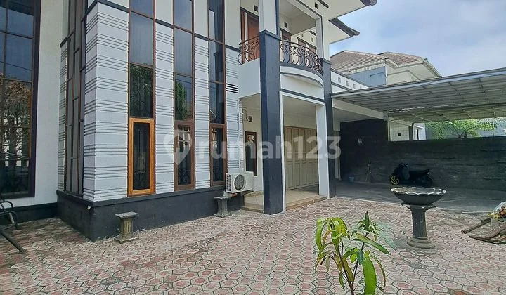 DISEWAKAN RUMAH BAGUS 2 LANTAI ,HADAP TIMUR + KOLAM RENANG CLUSTER BATUNUNGGAL DISEWAKAN RUMAH BAGUS 2 LANTAI ,HADAP TIMUR + KOLAM RENANG CLUSTER BATUNUNGGAL