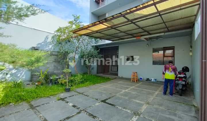 Disewakan Rumah/ Ruang Usaha / Kantor Sayap Sukajadi