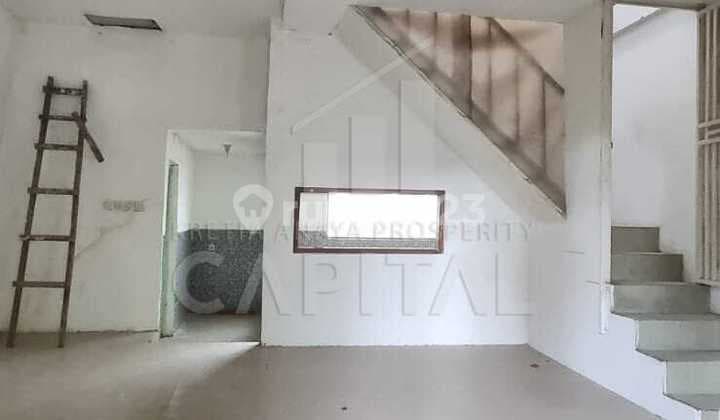 Ruang Usaha atau Rumah 2 Lantai Sariwangi Bandung