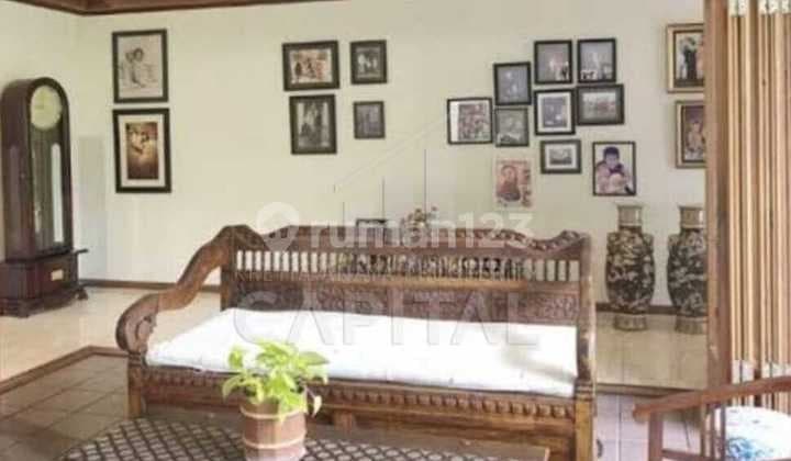 Rumah Bagus Ada Kolam Ikan Bagus dan Siap Huni dan Strategis