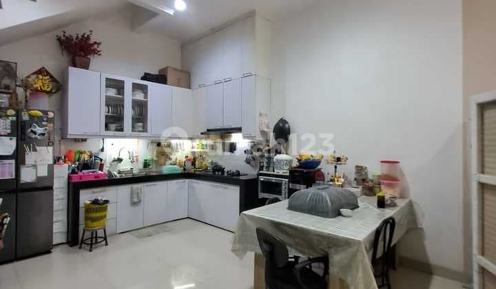 Rumah Jelambar Baru 3 Lantai Jakarta Barat