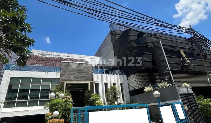 Space For Rent Senopati 3 Lantai 1 Basement Jakarta Selatan