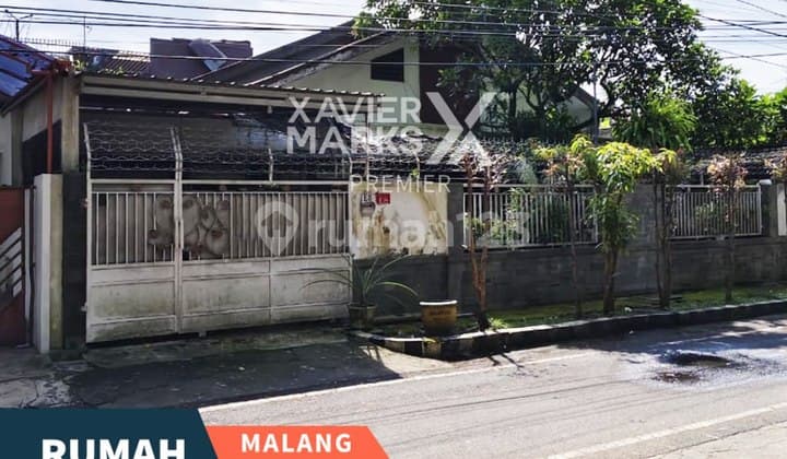 Dijual Rumah Luas Banyak Kamar di Jl Walet Sukun Permai Malang