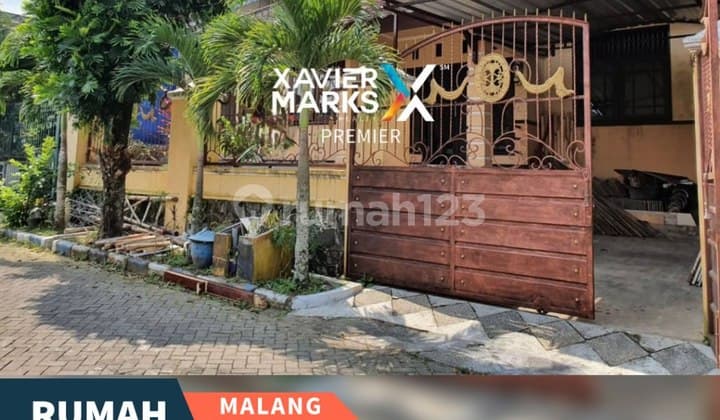 House in a Favorite Area with Easy Access in Kedungkandang, Malang