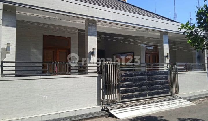 Dijual Rumah Mewah Bukitsari Bukit Agung Banyumanik dekat UNDIP Semarang Kota