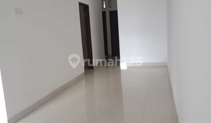 Rumah Minimalis Modern di Arcamanik Cisaranten Kulon