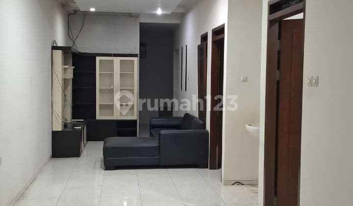 Rumah Minimalis Modern di Taman Holis Indah 2