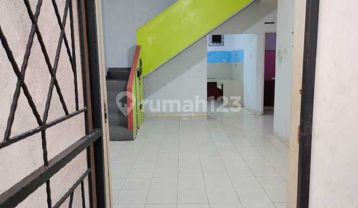 Rumah Minimalis Modern Lokasi di Taman Rahayu
