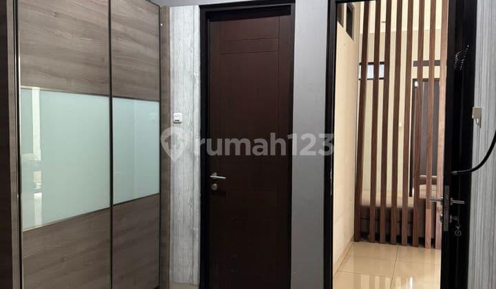 Well-Maintained Minimalist Comfortable House in Batununggal