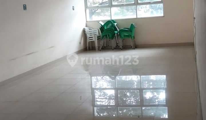 Ruko Lokasi Strategis 3 Lantai di Terusan Buah Batu