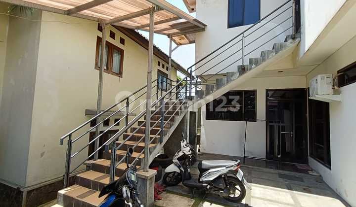 Rumah Kosan Aktif di Area Cipedes Lokasi Strategis