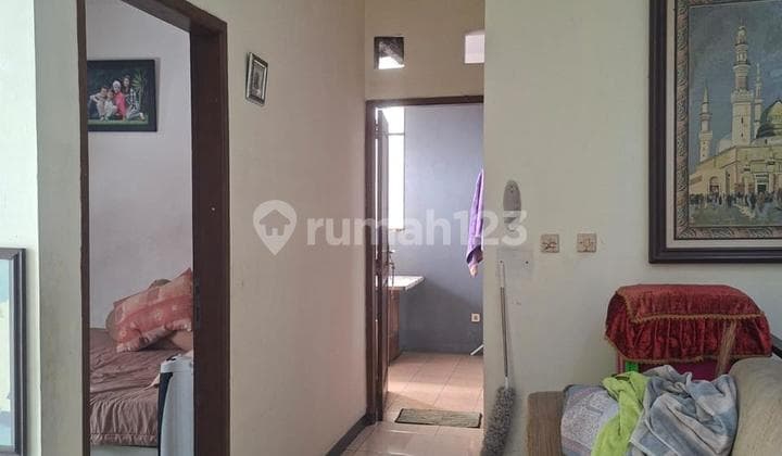 Rumah Minimalis 2 Lantai di Jalan Haji Kurdi