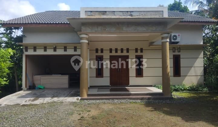 Rumah Tinggal Nyaman Lokasi Dekat Objek Wisata Obelix - Bantul