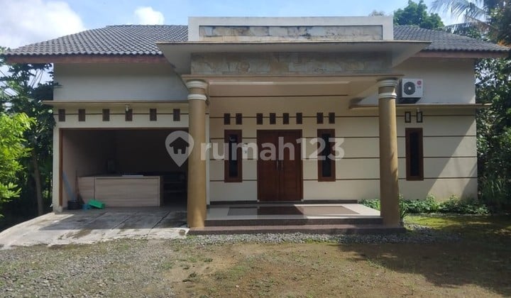 Rumah Tinggal Nyaman Lokasi Dekat Objek Wisata Obelix - Bantul