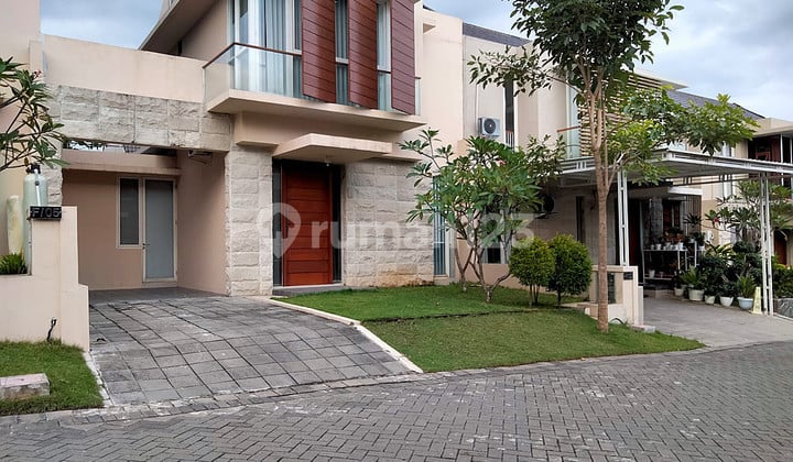 Rumah Cantik Minimalis Dalam Perumahan Premium Citra Grand Mutiara
