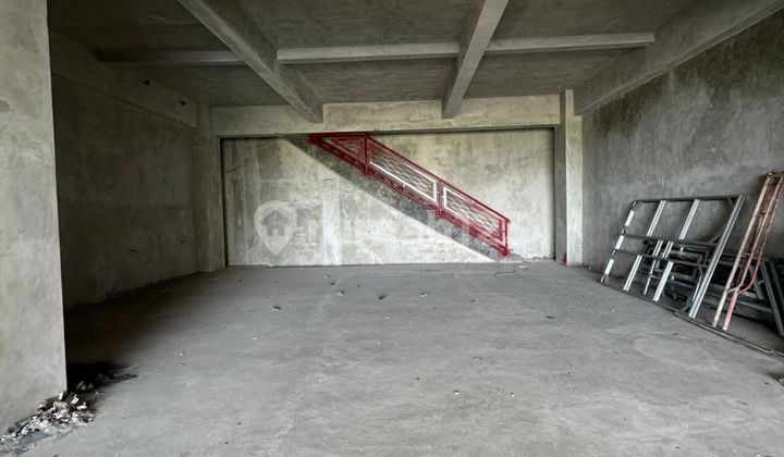 Gedung Komersil Pik2 Jakarta Utara