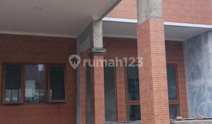 Rumah Jual Bagus 2 Lantai di Raffles Hills Rumah Jual Bagus 2 Lantai di Raffles Hills