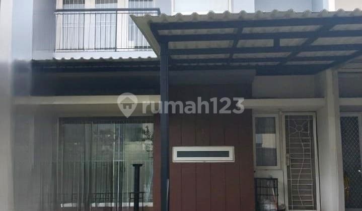 Rumah Sewa Bagus Siap Huni di Raffles Hills