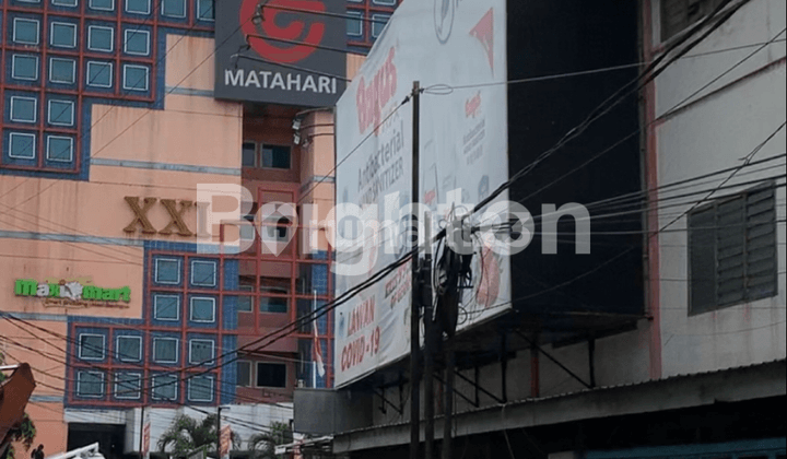 Shop house on Jl Kalianda in front of Thamrin Plaza Medan.