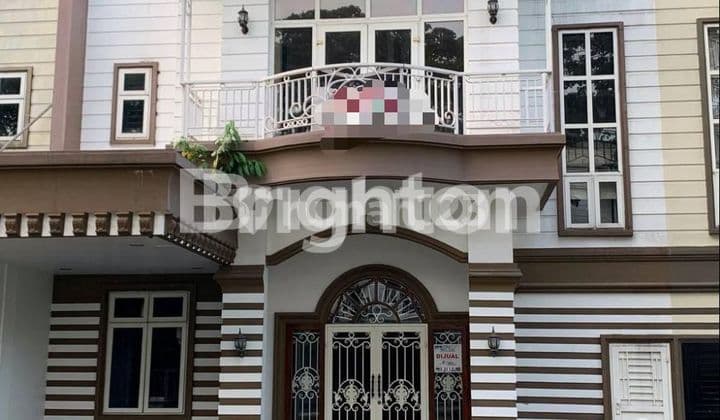 VILLA MEWAH RICH MANSION CITRA GARDEN