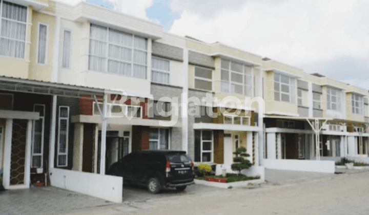 Green Park 2 Levels STM Ujung Titi Kuning