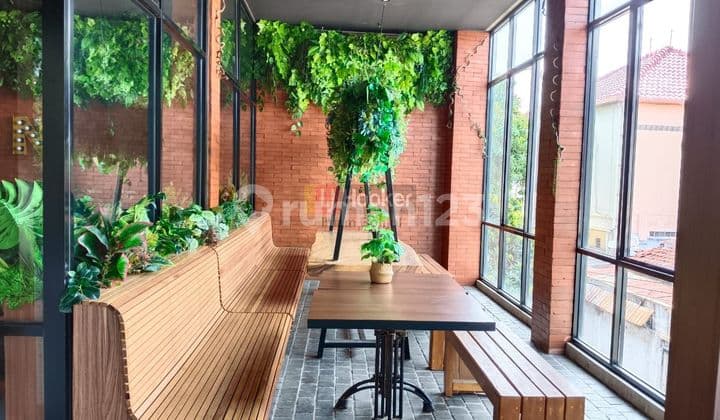 Dijual ruko mewah siap pakai 3 lantai Semarang kota 8389