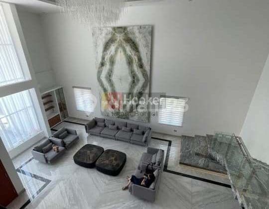 For rent luxury 2-story house Gajah Mungkur Semarang 9051