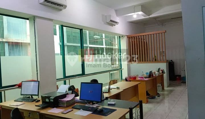 Dijual ruko 3 lantai strategis siap pakai Semarang tengah 8543