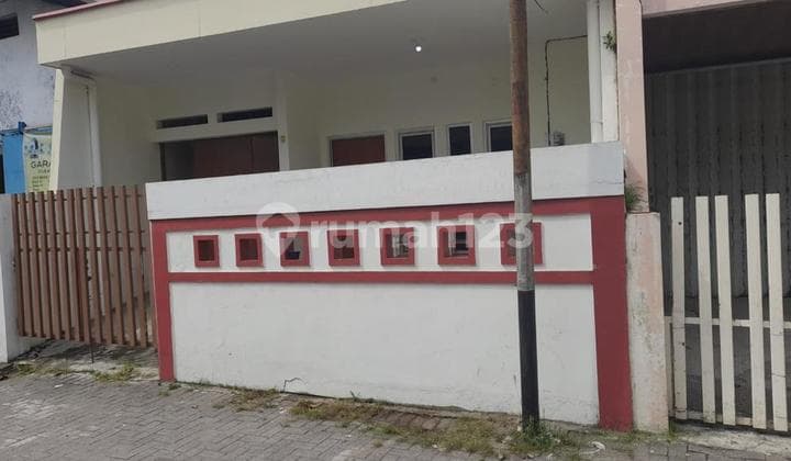 For rent: 1-story house in downtown Semarang