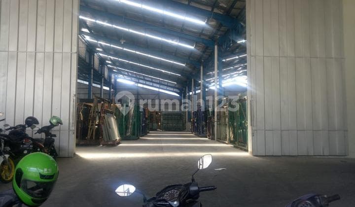 Dijual Gudang Siap Pakai Gatot Subroto Semarang 11108