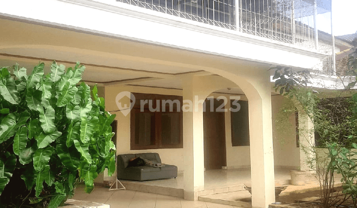 Dijual Rumah Gandeng Hanya 10 Menit Ke Lrt Tmii jakarta Timur