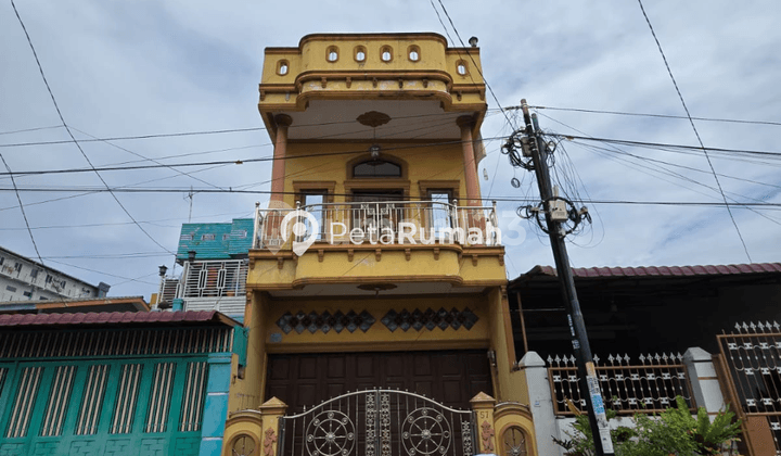 DIJUAL RUMAH JALAN LORONG II BARAT - CEMARA
