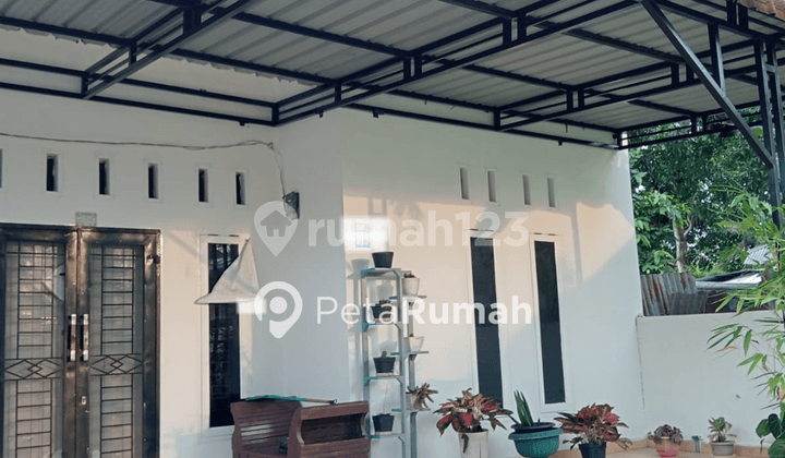 FOR SALE HOUSE ON BANJARAN STREET, BERSAMA ALLEY