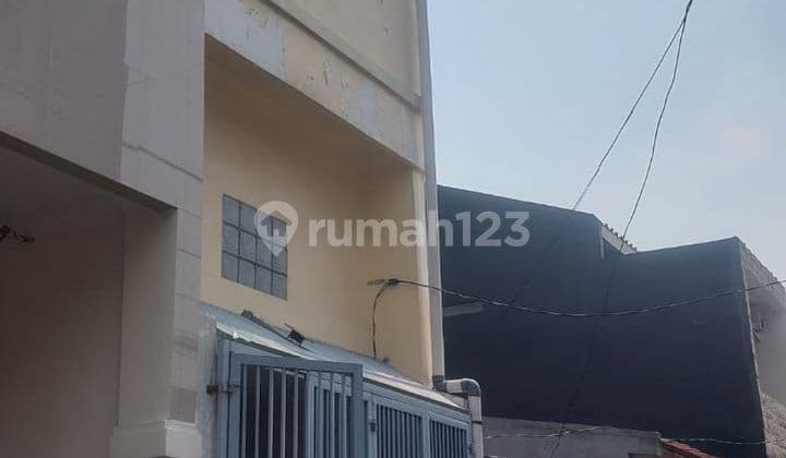 Rumah grogol di Jalan makaliwe 3.5 lantai hgb