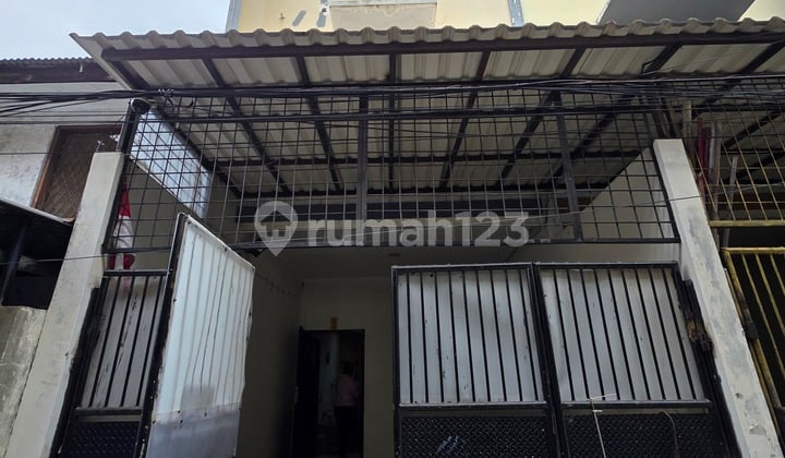Rumah Murah Jelambar 3.5 Lantai Strategis
