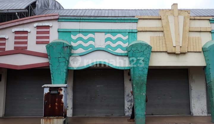 Ruang-usaha di Jln Bourlevard Deltamas Mas Raya , Cikarang Pusat Jawa Barat , Bekasi