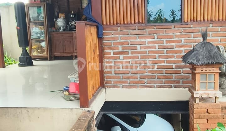 Di Jual Rumah Semi Villa Full View Sawah