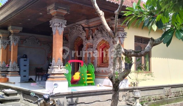 Di jual rumah etnik ubud