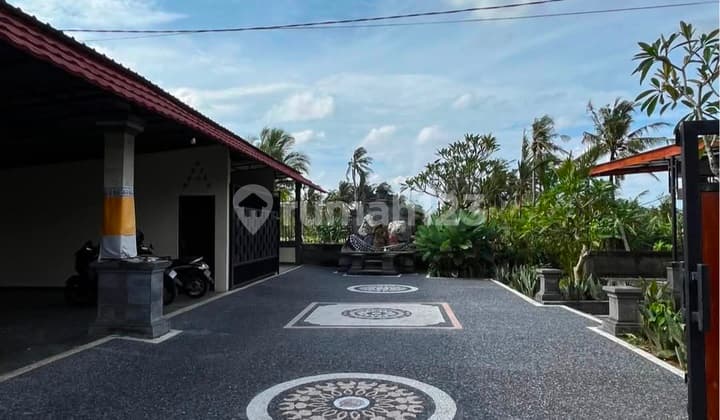 Sale of House at Saba Beach Near Beach Club and Horse Racing