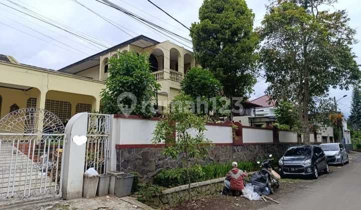 Luxury 5+1 Bedroom House, Spacious Garden, Strategic Location in Setrasari Bandung – Price 21 Billion, lnk