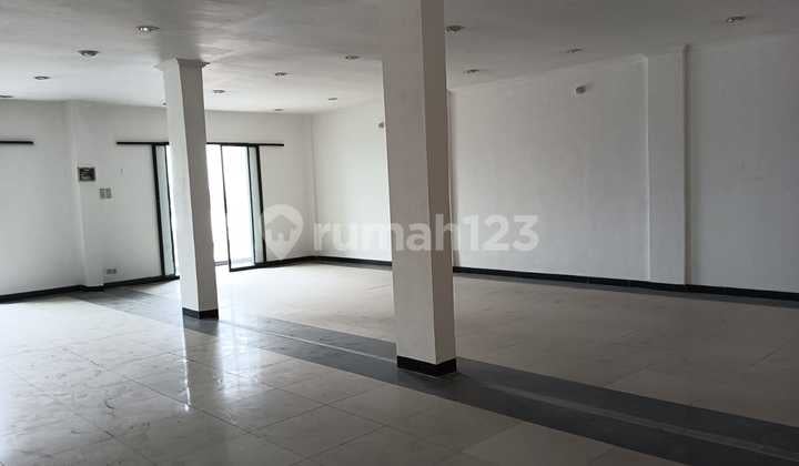 Dijual/Sewa Ruko 3.5 Lantai di Jl. Jombang – Lokasi Strategis, Cocok untuk Usaha!, Rat