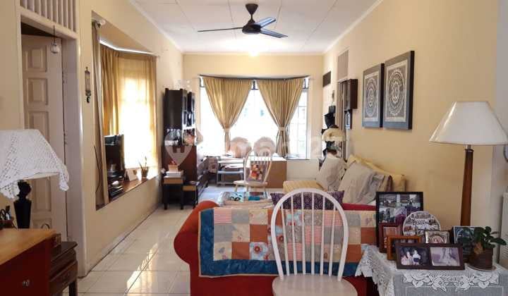 Rumah Bagus Siap Huni Dalam Cluster di Jalan Cucur. Bintaro Jaya Sektor 4