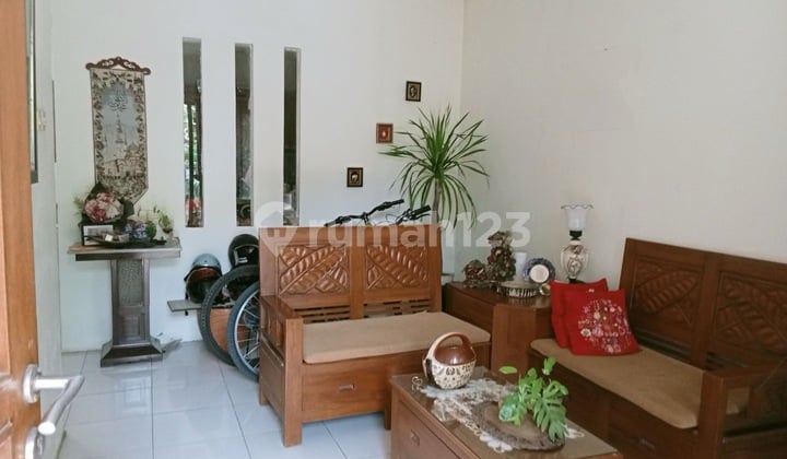 Rumah 2 Lantai Bagus dan Nyaman di Villa Ilhami. Kelapa Dua. Tangerang