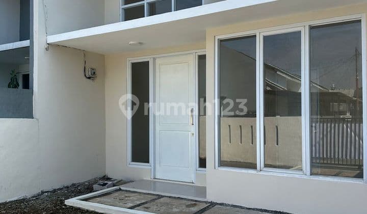 Rumah Baru Siap Huni di Pamulang Terrace. Pamulang