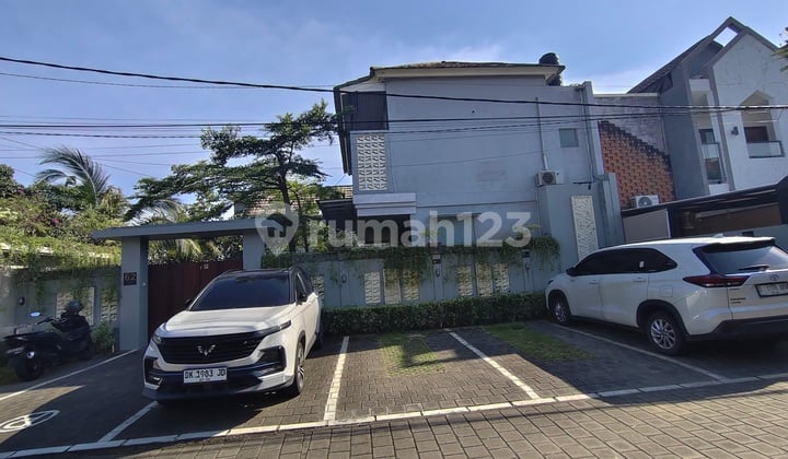 Disewakan Rumah Full Furnished Dikawasan Renon